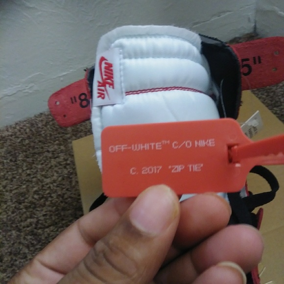 Jordan 1 off white main image 5